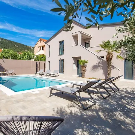 Destination Sea Ii * Baška