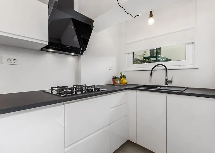 Destination Sea Ii * Baška